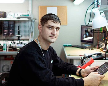 Мастер сервисного центра по ремонту техники AEG
